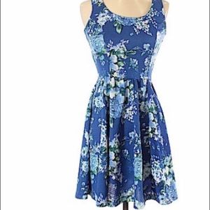 Jessica Simpson sundress